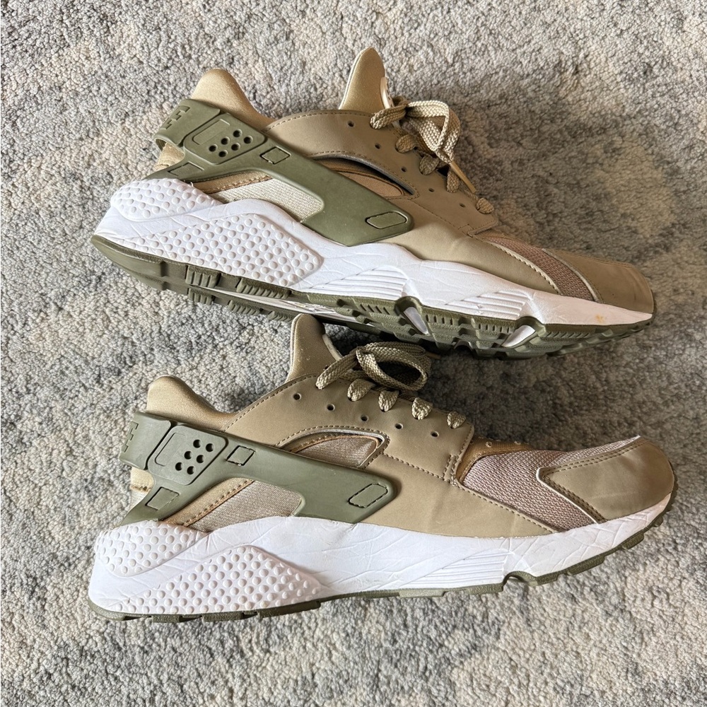 Nike Huarache 2016 Men Used khaki green
